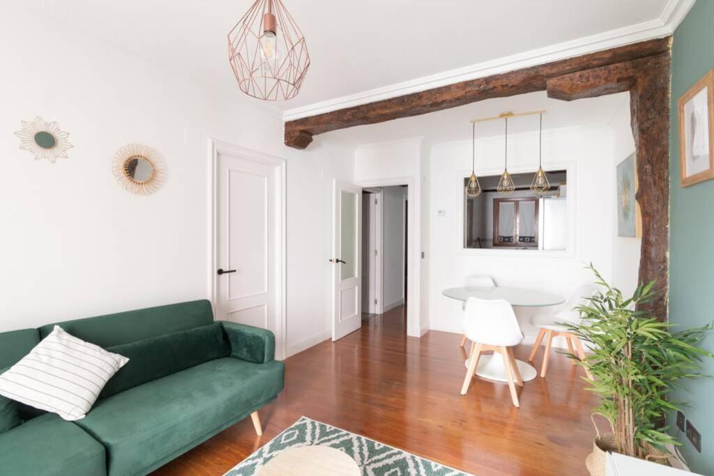 Old Town Apartment Bilbao Exterior photo